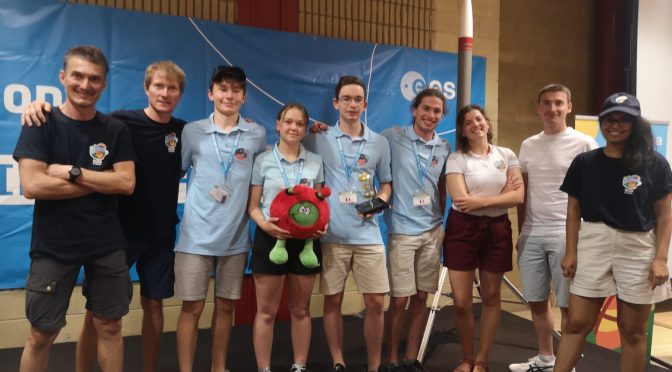 L’équipe FinderSat du lycée Xavier Marmier lauréate du prix du professionnalisme de la finale européenne du concours Cansat organisée par l’Agence Spatiale Européenne